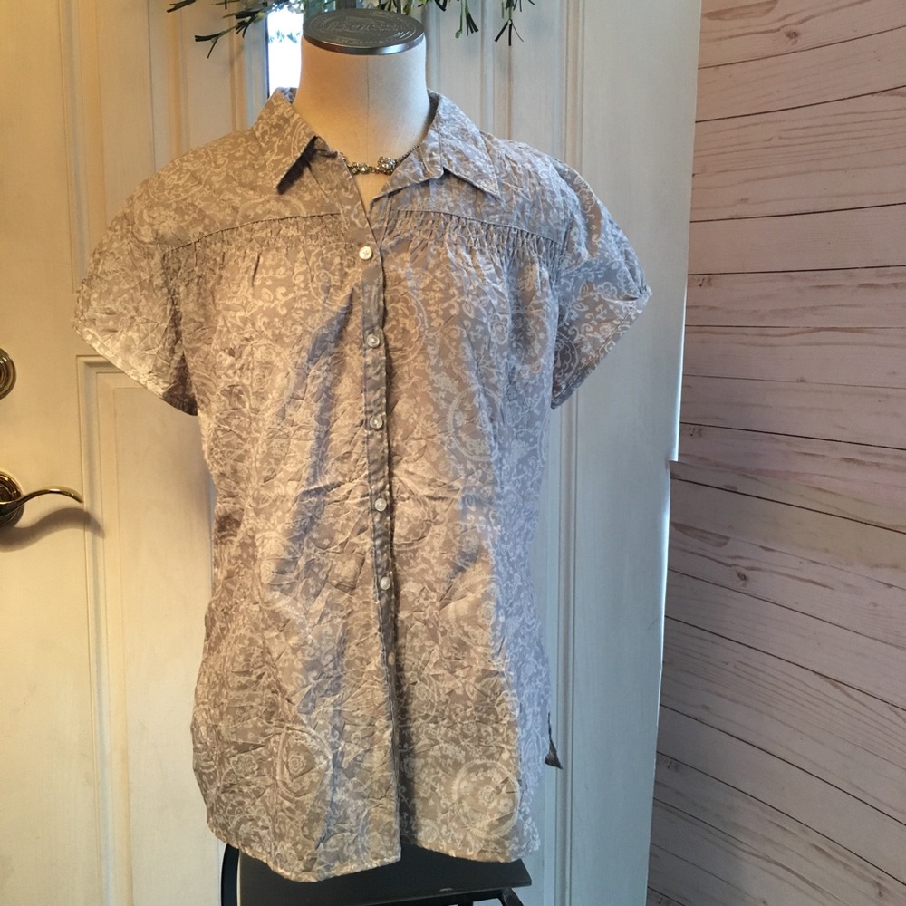 NWT Eddie Bauer Button Down Shirt - Size Large
